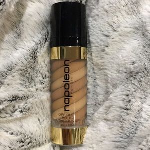 Napoleon Perdis Off Duty Tinted Moisturizer
